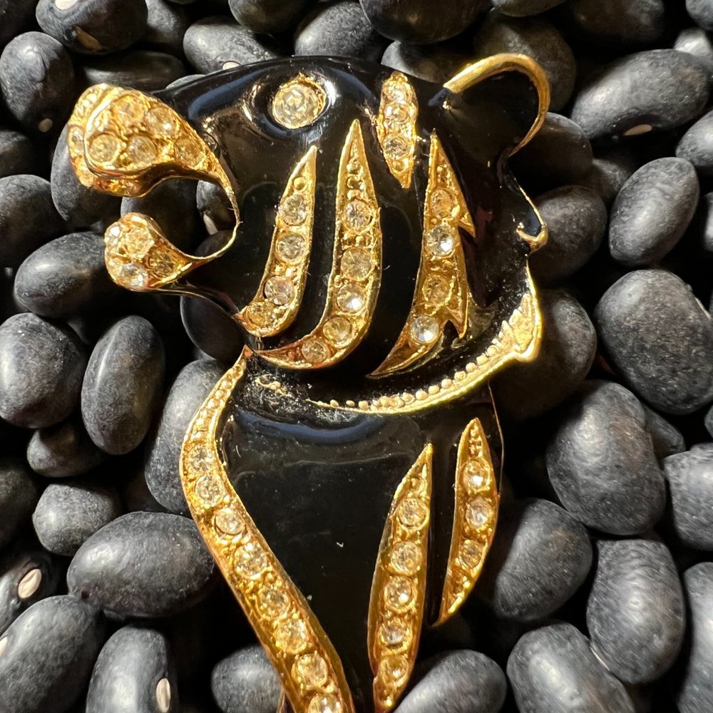 Vintage Giovanni Gold Tone Black Rhinestone Tigers Head Brooch/PIn